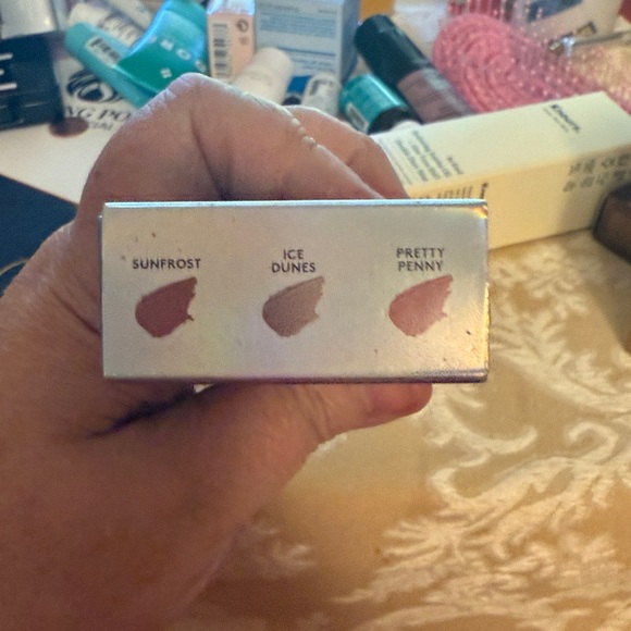 SOLD OUT - Picture 3 of 3